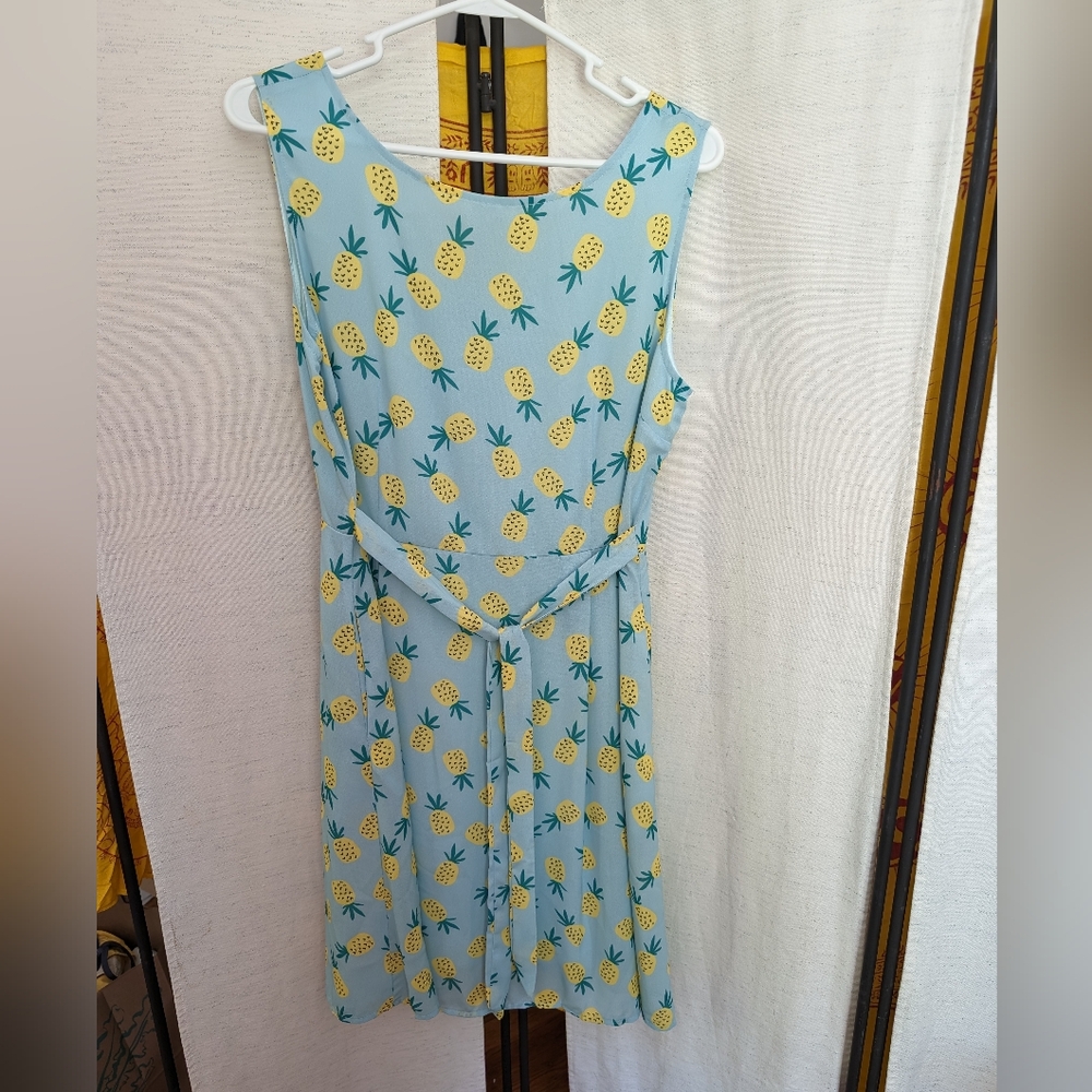 L.A. Soul Women’s Sleeveless pineapple Dress Fully Lined With Pockets Sz L